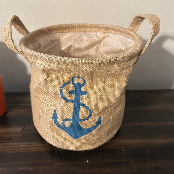 Basket - Picture 1 of 4